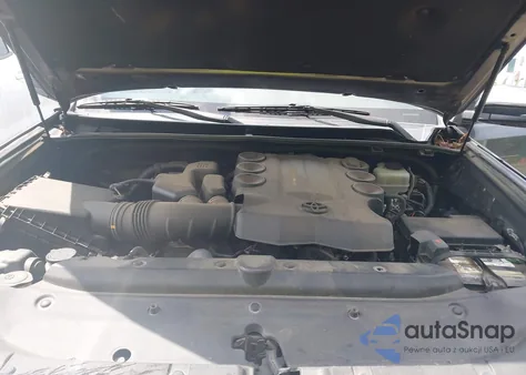 2015 Toyota 4Runner Limited z USA, uszkodzony, nr VIN JTEBU5JR9F5268303